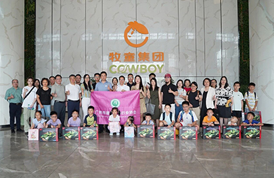 立秋时节话创新 跨界交流促升级——广州市建筑装饰行业协会一行莅临PG游戏模拟器观摩交流丨走进PG模拟器